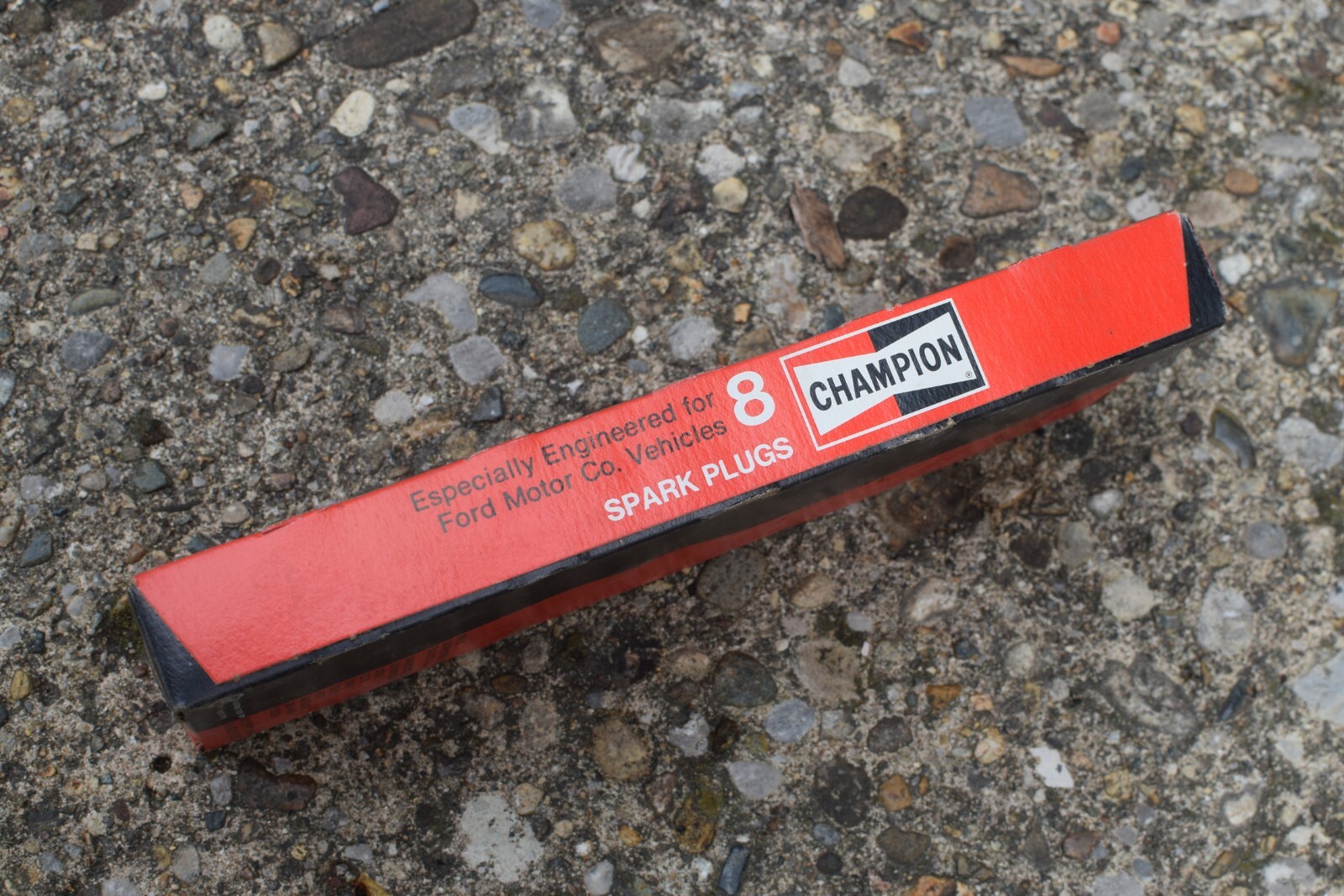 Vintage Champion Spark Plugs F-11Y 8 Plugs New In Original Box NOS