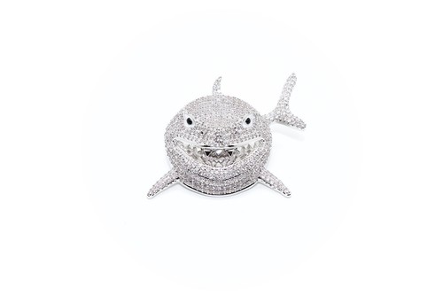 High Quality 6ix9ine Bruce Shark Pendant in White Gold with 5AAAAA Stones