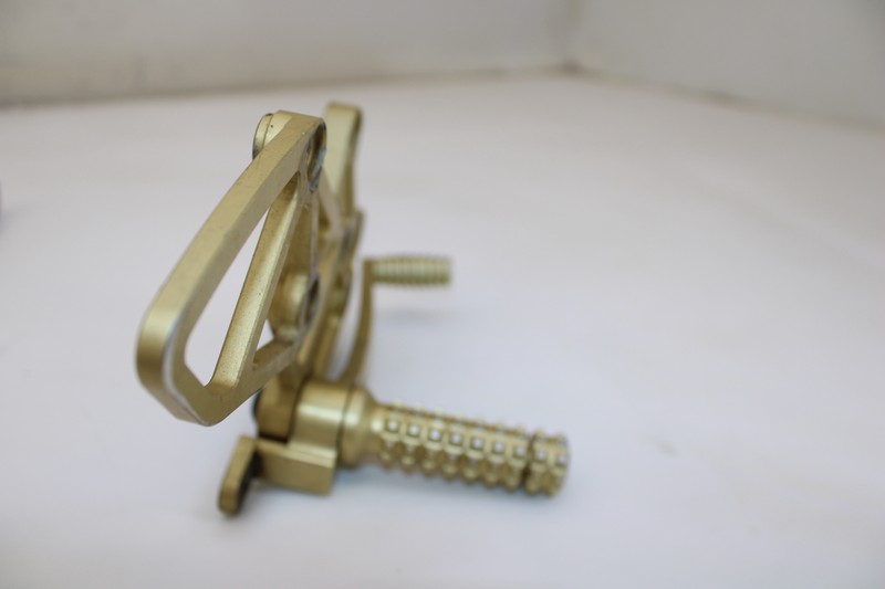 06-07 ZX10R VORTEX REARSET REAR SET FOOT PEG RIGHT LEFT OEM 06-07 ZX10R VORTEX REARSET REAR SET FOOT PEG RIGHT LEFT OEM