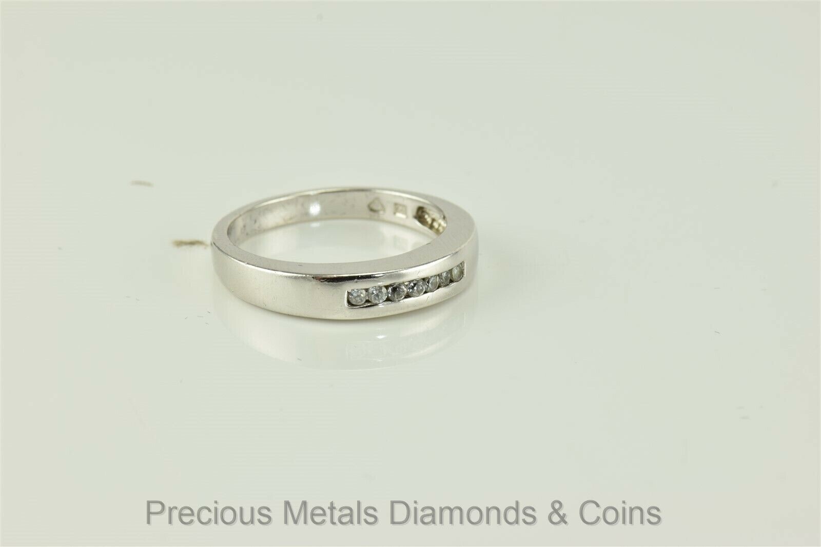 ALEXIA STAM　Twist Ring /[Silver925] Amazon.com: 1/10 Carat (ctw) Diamond Twist Ring in Sterling