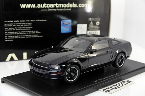 GT Spirit 1:18 scale Mercedes-Benz CLK GTR Roadster 1998 GT Spirit 1:18 scale Mercedes-Benz CLK GTR Roadster 1998