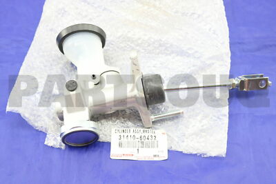 3141060432 Genuine Toyota CYLINDER ASSY, CLUTCH MASTER 31410