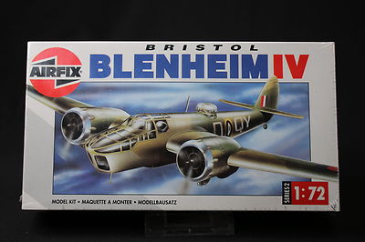 XK159 AIRFIX 1/72 maquette avion BRISTOL BLENHEIM IV Ref 02027 serie 2 1990 NB