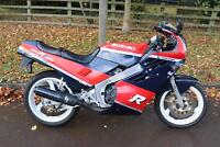 Suzuki GSXR 400 1985 Fantastic stand condition.