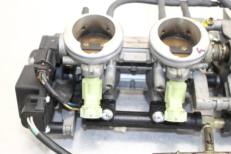 ダウラギリ産ポイント 36-4 （ ネパール ） 2006 Kawasaki Ninja Zx6r 636 Main Fuel Injectors Throttle