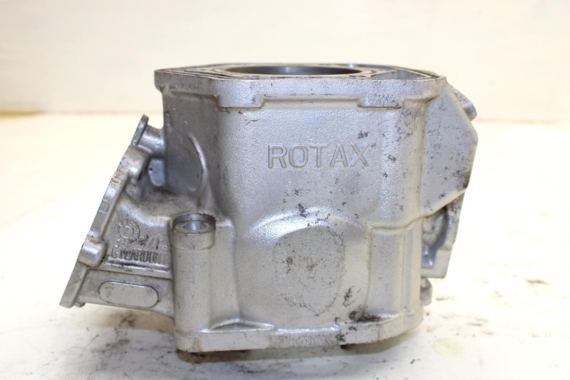 2008 Ski-doo Mxz 600rs OEM Cylinder Core 72mm Bore 420623483