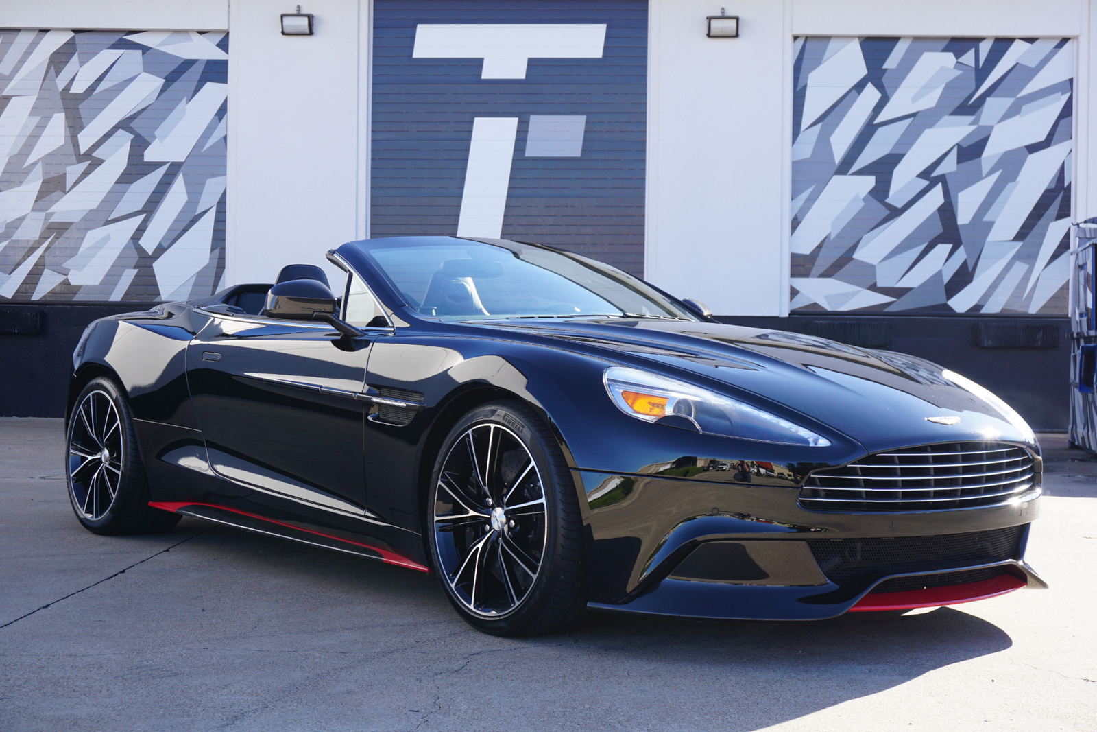 16 Aston Martin Vanquish Volante Ebay