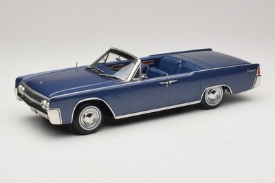 Lincoln Continental Convertible Blue Metallic The Lincoln Lawyer KK-Scale 1:18