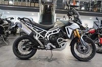 Triumph Tiger 900 Rally Pro, 2025, Matt Khaki Green. IN STOCK NOW