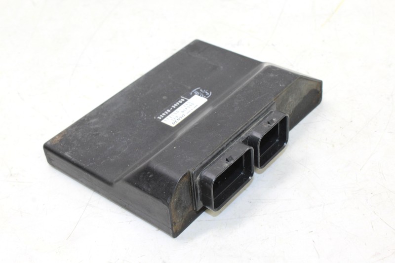 Suzuki ETC車載器 9909E-69UG5-D01 CDI 32900-19C00 control unit 8. Suzuki GSX 600 F GN72B