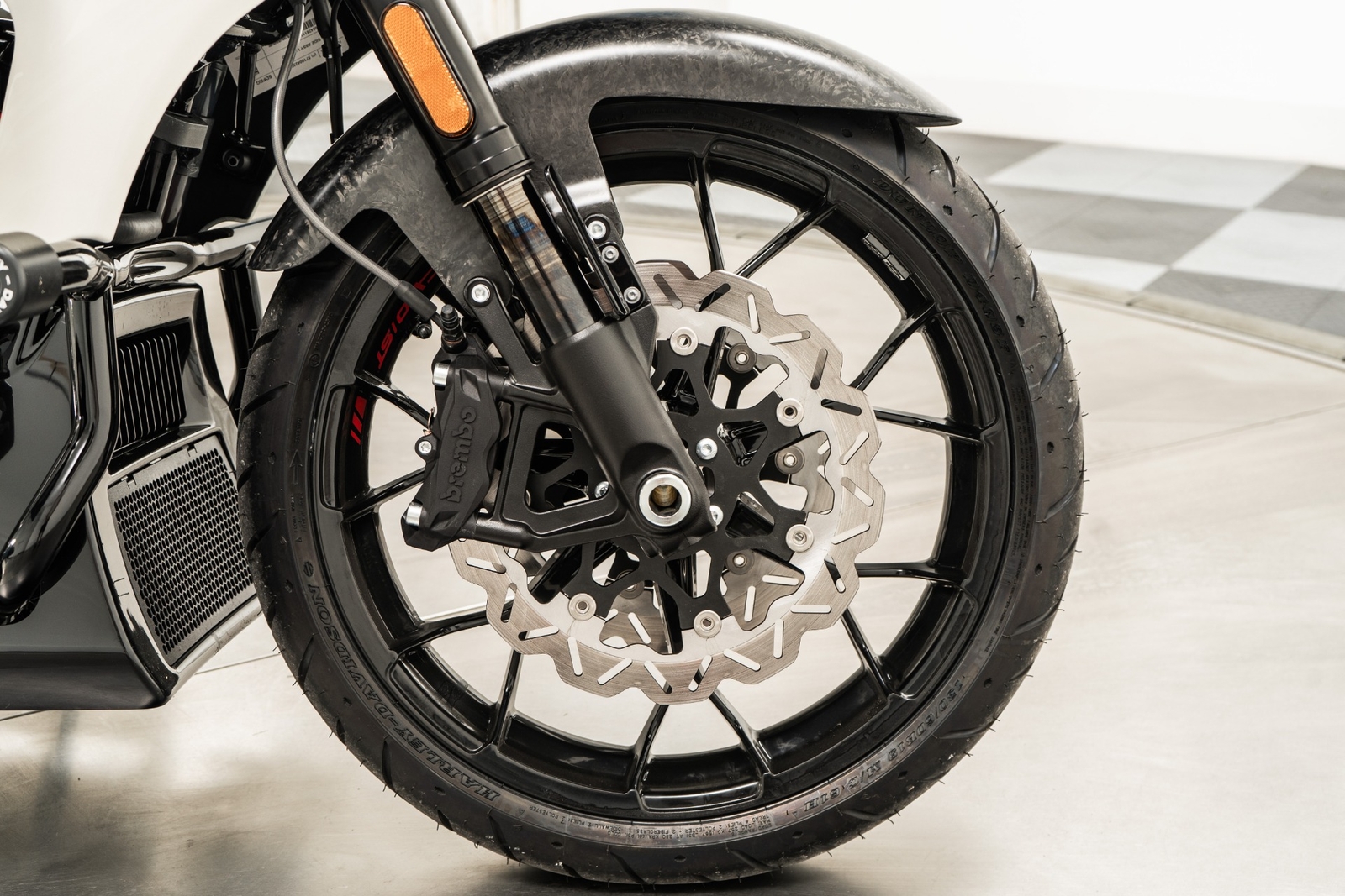 2024 Harleydavidson Cvo Road Glide St Motorcycle Milwaukee Eight 121ci