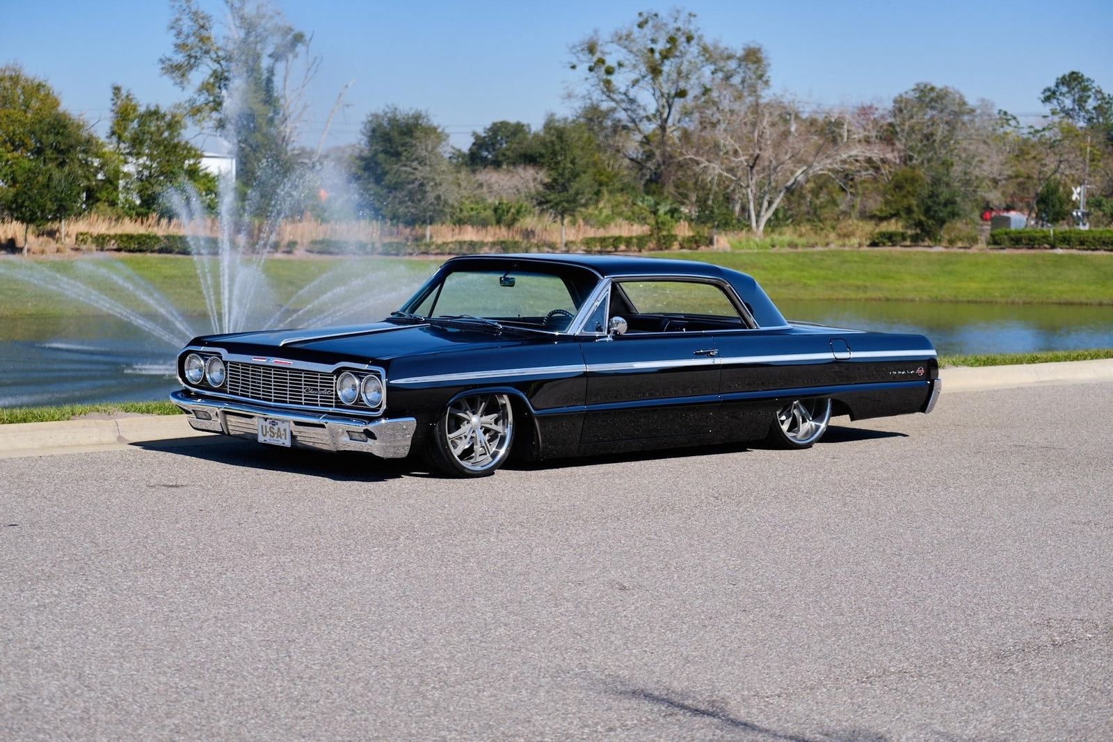 1964 Chevrolet Impala SS Custom Build Low Rod Tuxedo Black