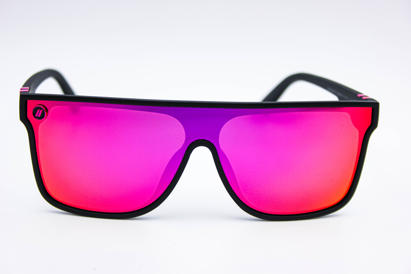 Blenders Scifi Midnight Emma Frame Polarized Hot Pink Mirror Shield Sunglasses Blenders Scifi Midnight Emma Black Pink Polarized Sunglasses  main image 3