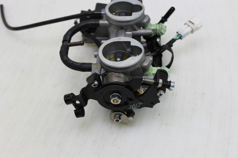 オートバイETC ☆ ③ Ac Compressor Pn: MC447220-4416 OEM 03 04 05 06 07 08 09 10