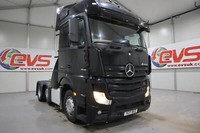 2017 (17 PLATE) Mercedes Benz Actros 2545 6x2 Euro 6 Tractor Units
