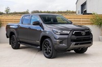 2025 New Invincible X D/Cab Pick Up 2.8 Hybrid 48V Auto