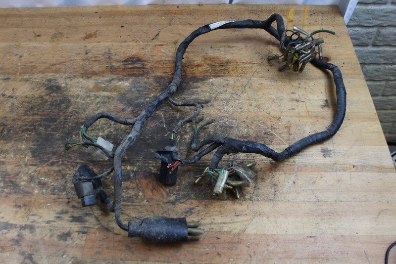 1976 Honda CB550F Super Sport MAIN ENGINE WIRING HARNESS MOTOR WIRE
