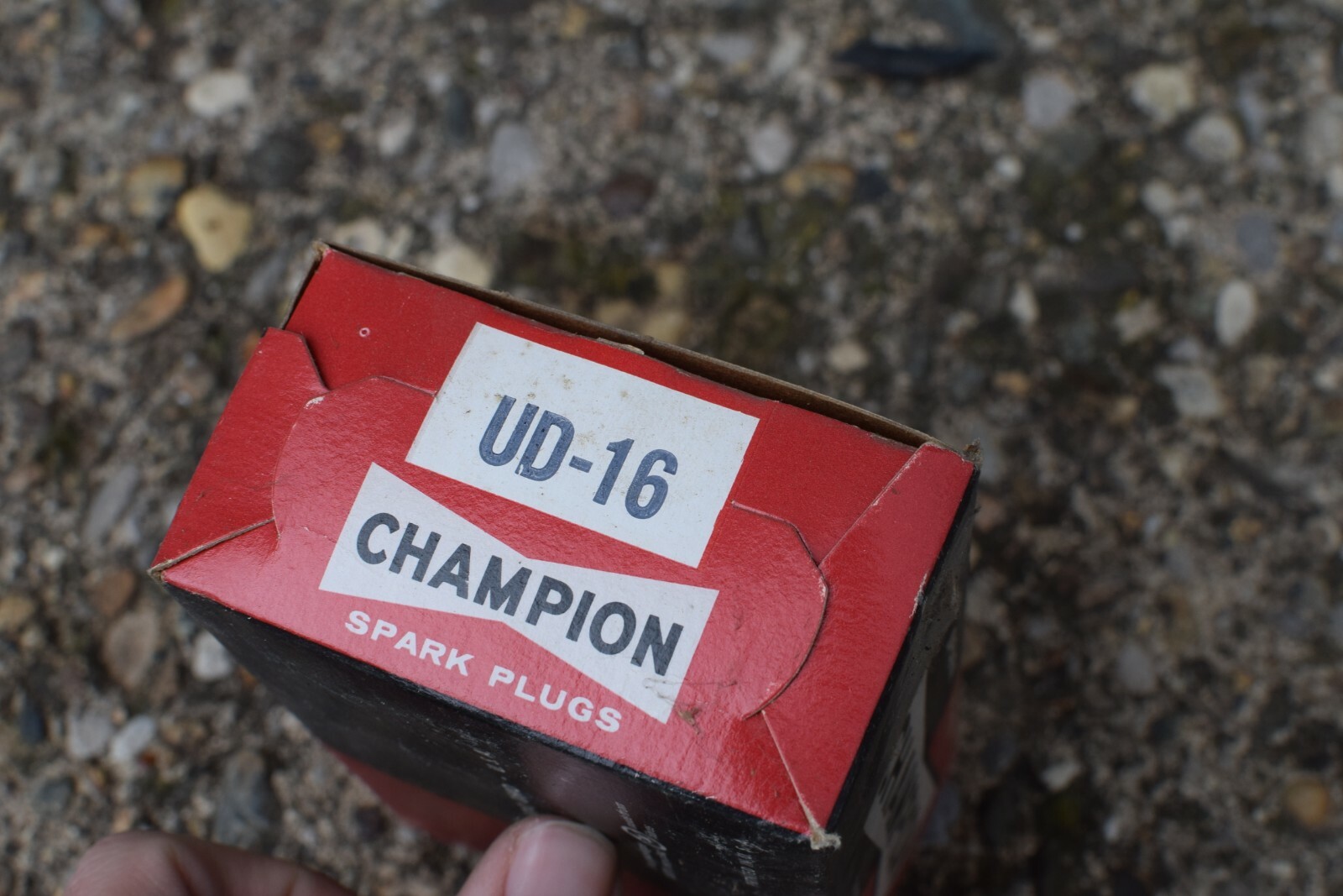 Vintage Champion Spark Plugs UD-16 10 Plugs New In Original Box NOS