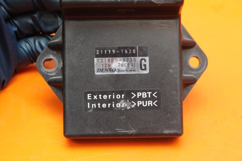 02-03 KAWASAKI NINJA ZX9R OEM ECU COMPUTER CONTROLLER UNIT 02-03 KAWASAKI NINJA ZX9R OEM ECU COMPUTER CONTROLLER UNIT