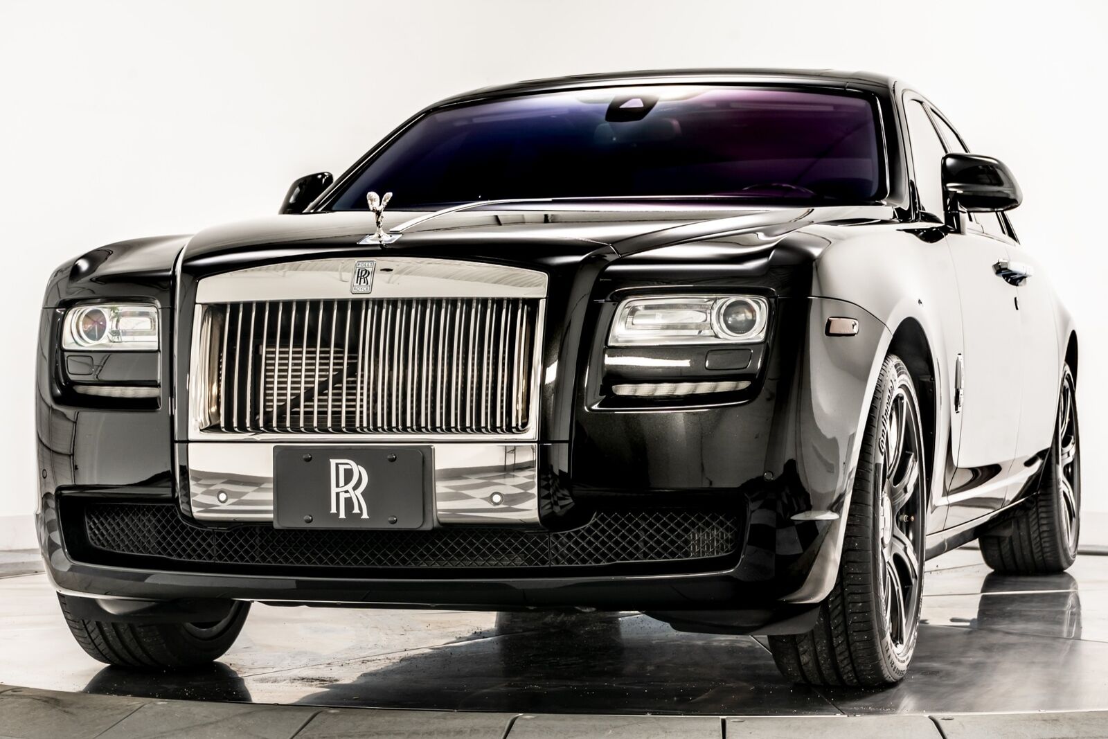 2013 Rollsroyce Ghost Sedan 6.6l Twin Turbo V12 563hp 575ft. Lbs. 8