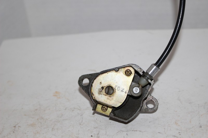 たに KAWASAKI NINJA ZX600 ZX750 SEAT LOCK LATCH NO KEY (TIG257