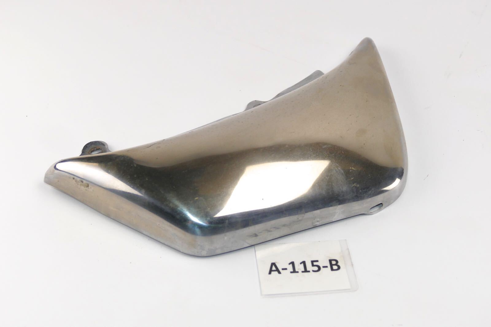 Suzuki VS 1400 GL Intruder VX51L 1992 - side cover fairing