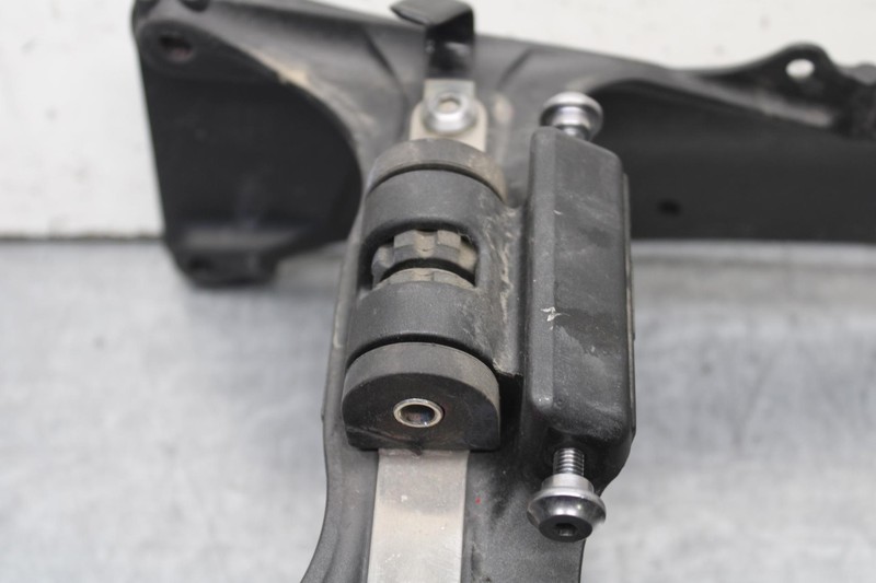 ＩＳＡ 09-12 KAWASAKI NINJA ZX6R REAR SUBFRAME BACK SUB FRAME BB640
