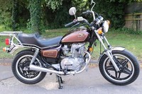 Honda CM 400 C CM400 C 1981 44 years old, looks like it's 44 days old!