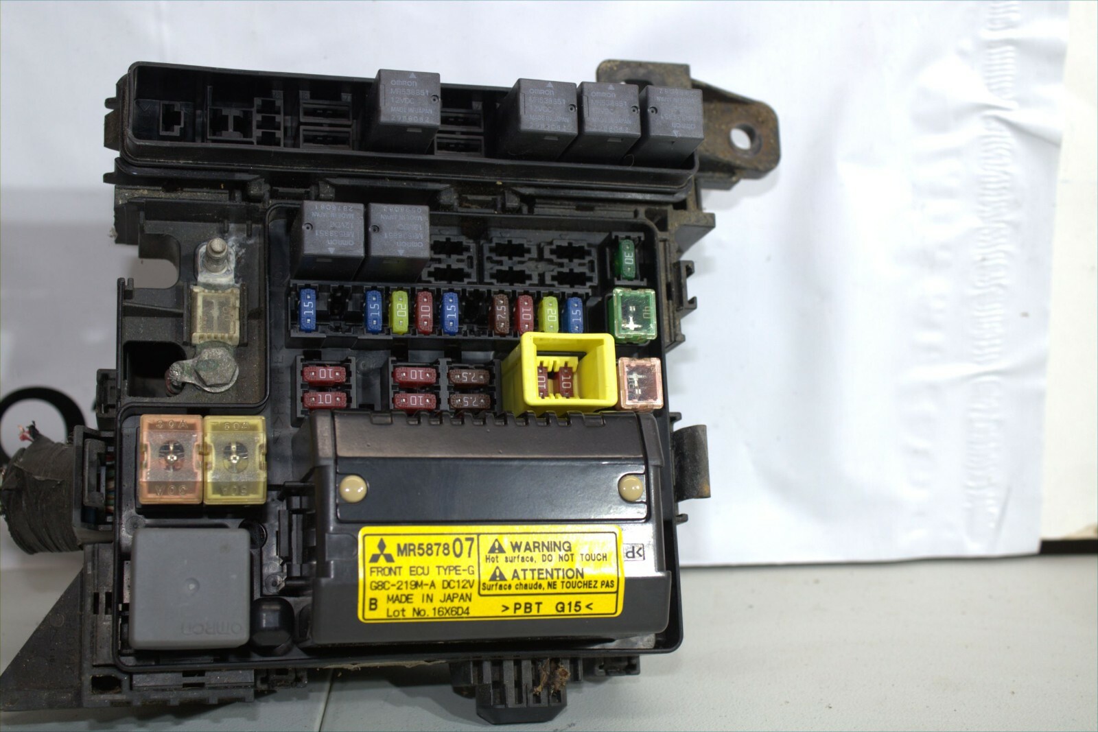 20072012 Mitsubishi Galant Fuse Box Relay Unit 010040738 Module eBay