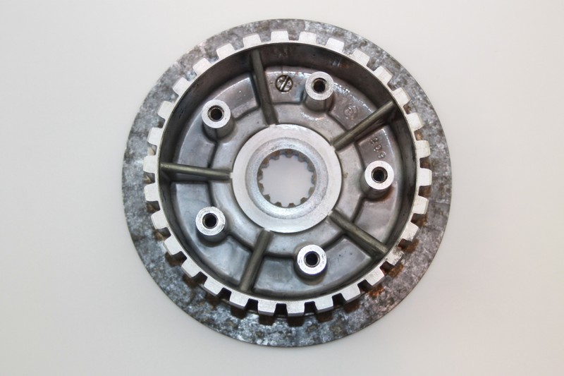 kawasaki 88-94 ninja 600r 90-93 zephyr 550 CLUTCH BOSS HUB 13087