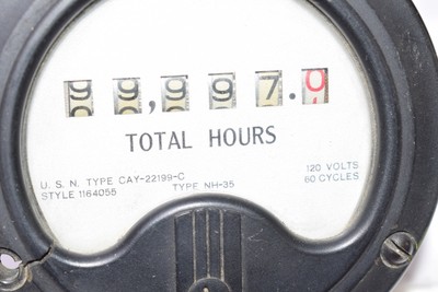 Westinghouse Type: CAY-22199-C Style: 1164055, Type: NH-35 Panel Meter, 120V 60
