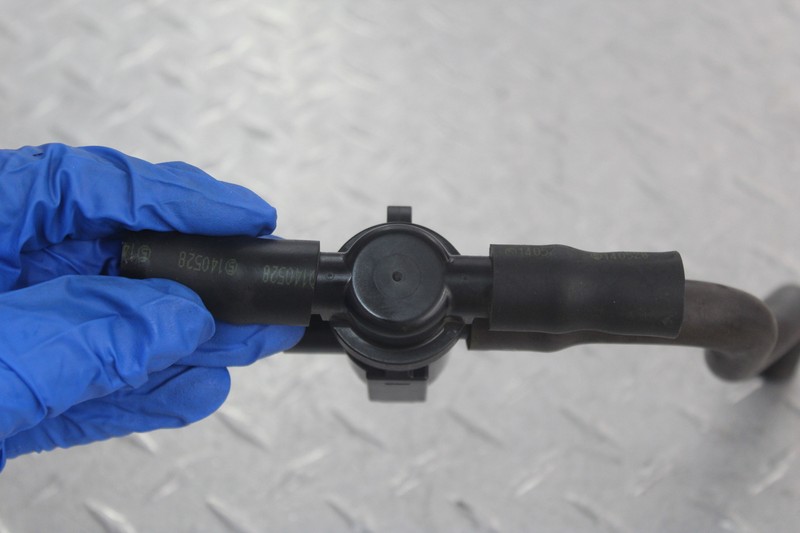 you  2015 KAWASAKI NINJA ZX6R AIR VALVE SOLENOID TOP ENGINE SWITCH