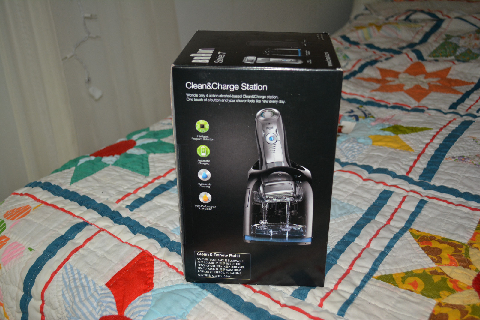 BRAUN SERIES 7 SMART SHAVER MODEL 790CC-7 WITH CLEAN & CHARGE SYSTEM - NEW !