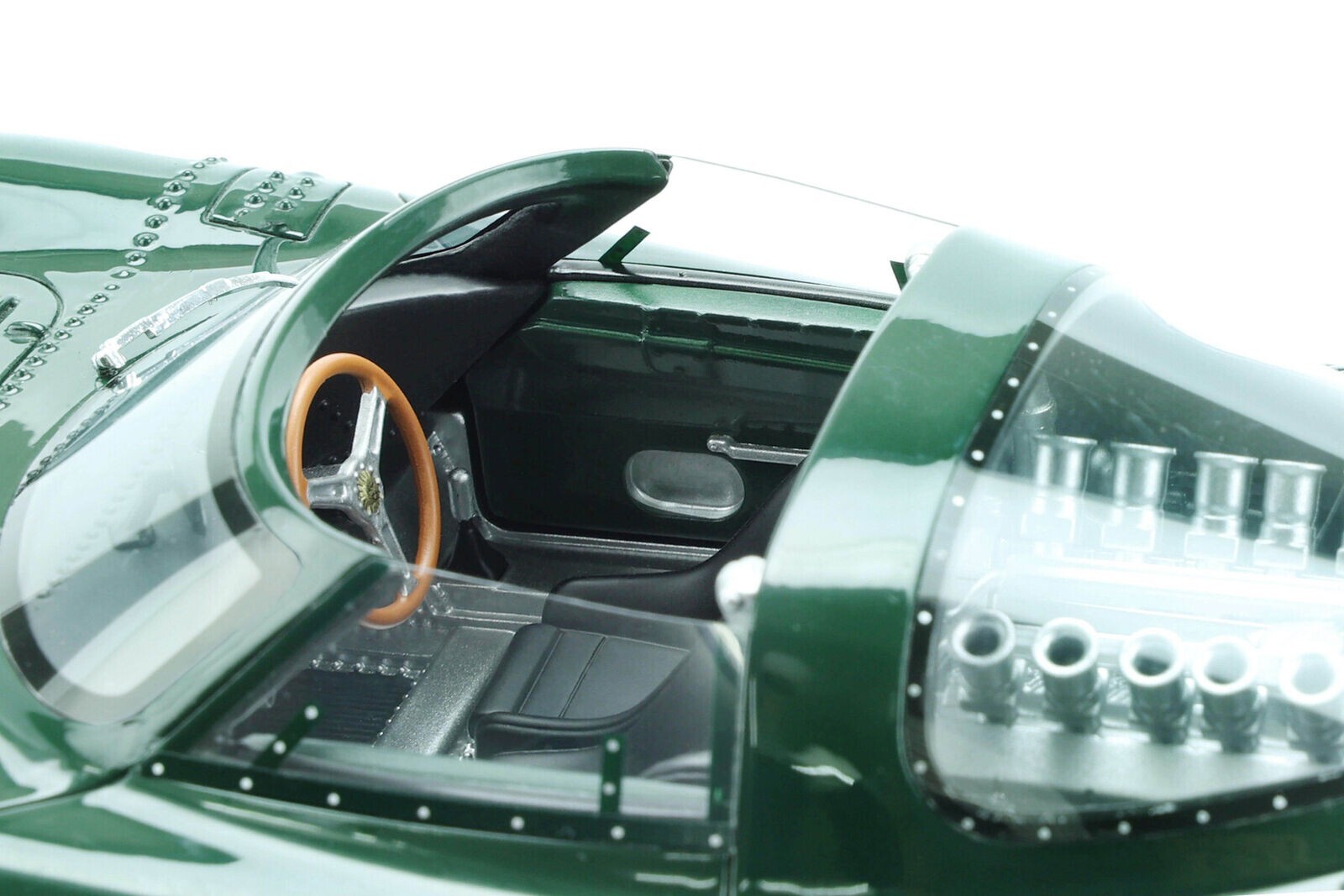 1/18 Jaguar XJ13 Spider 1966 Classic (Green) Resin Model Car 1/18 Jaguar XJ13 Spider 1966 Classic (Green) Resin Model Car