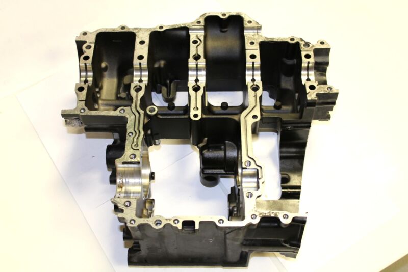 2006 KAWASAKI NINJA ZX14 ENGINE MOTOR CRANKCASE CRANK CASES 2006 KAWASAKI NINJA ZX14 ENGINE MOTOR CRANKCASE CRANK CASES