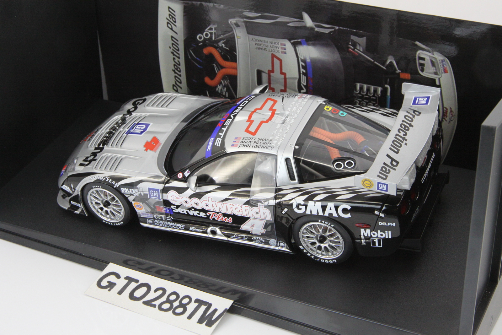 1/18 AUTOart シボレー コルベット C5-R 1999 デイトナ Autoart 1/18 Chevrolet Corvette C5-R Daytona 1999 Goodwrench