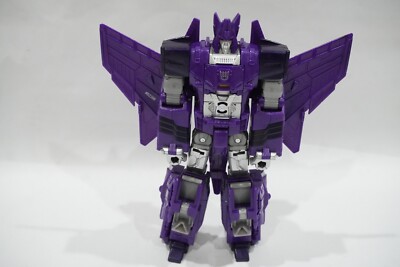 PRISTINE Transformers Combiner Wars Voyager Class Cyclonus *Missing Fin*