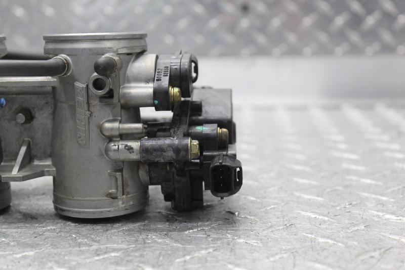 2004 KAWASAKI NINJA ZX6R ZX636B1 THROTTLE BODY | eBay
