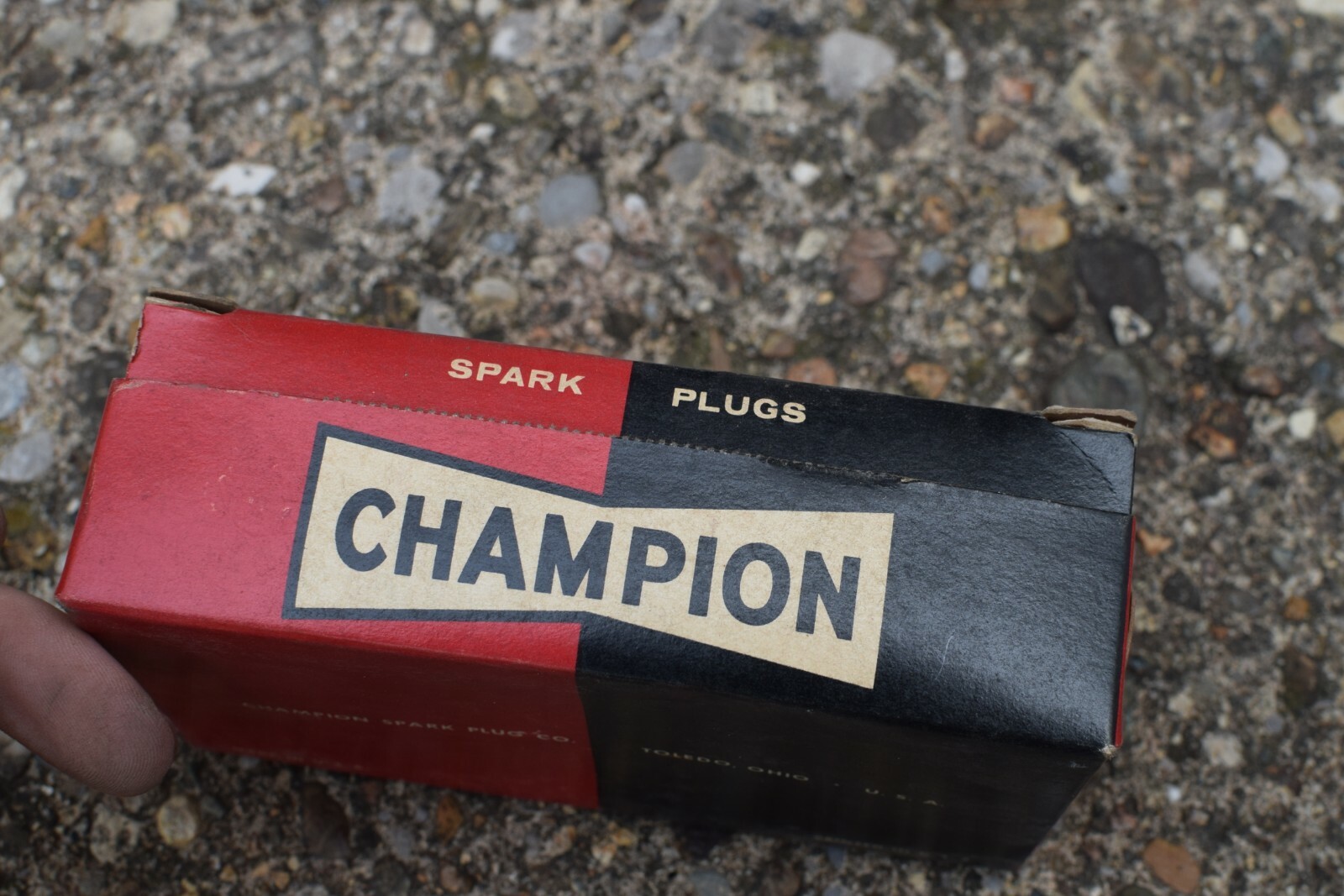 Vintage Champion Spark Plugs BL-7Y 10 Plugs New In Original Box NOS