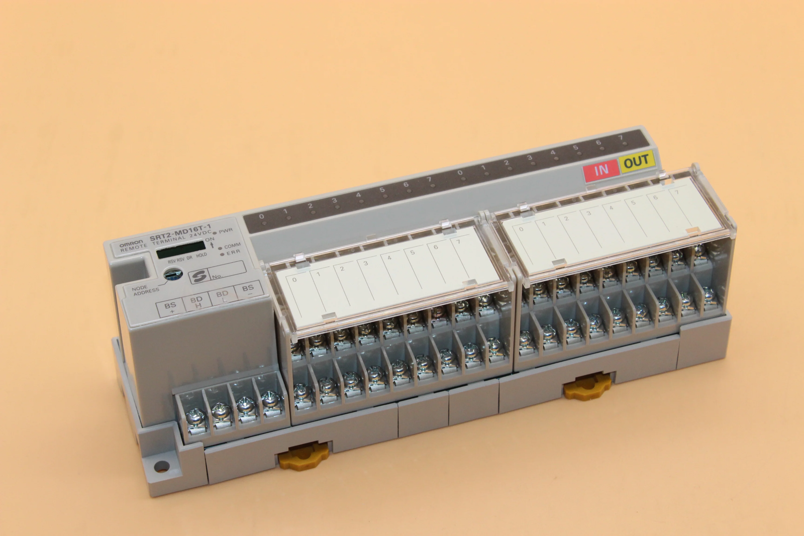 1Pcs New OMRON SRT2-MD16T-1 SRT2MD16T1 Remote I/O Terminal 1Pcs New OMRON SRT2-MD16T-1 SRT2MD16T1 Remote I/O Terminal
