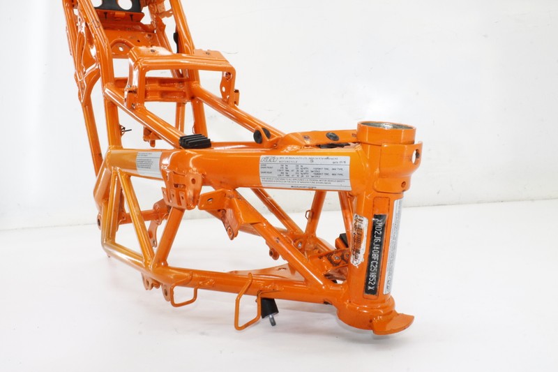 390 DUKE 純正オレンジカウルセット　新品未使用 390 DUKE 純正オレンジカウルセット 新品未使用 KTM 390 DUKEの2017年