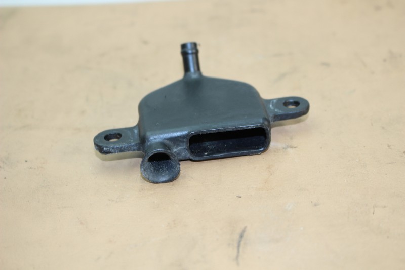 1987 KAWASAKI NINJA ZX750 (#299) BREATHER RECOVER TANK AIR BOX