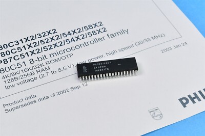Philips 8-bit Microcontroller MCU 80C51 CISC ROMLess 5V 40-Pin PDIP P80C31X2BN