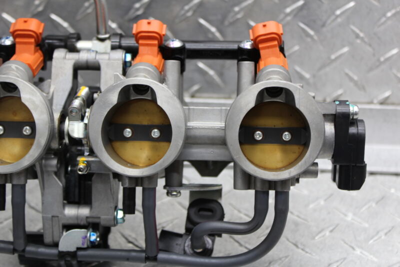 2020 KAWASAKI ZX636G MAIN FUEL INJECTORS / THROTTLE BODIES 2020 KAWASAKI ZX636G MAIN FUEL INJECTORS / THROTTLE BODIES