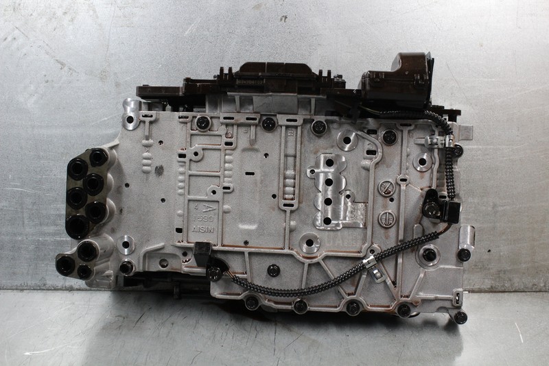06-11 BMW 328XI E90 SEDAN AUTOMATIC TRANSMISSION GM6L45 X VALVE BODY