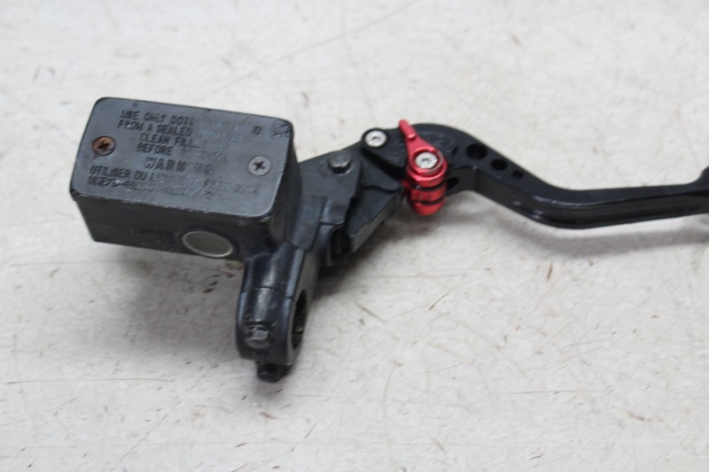 m 2008 SUZUKI KATANA 650 GSX650F FRONT BRAKE MASTER CYLINDER W