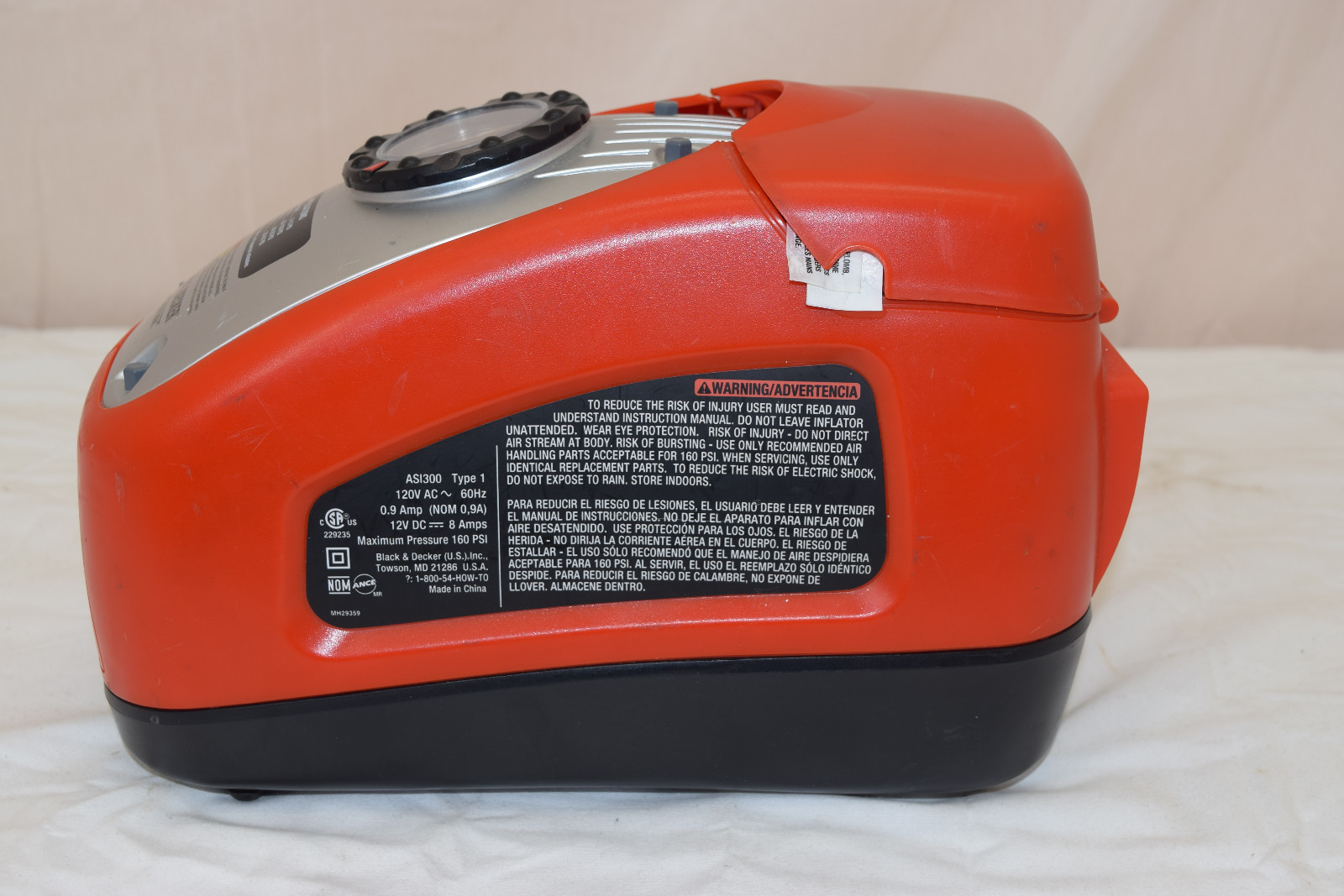 Black & Decker ASI300 Mini Air Compressor