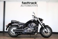 Suzuki VZ Intruder M800 - 2012 - VANCE & HINES - FULL HISTORY 