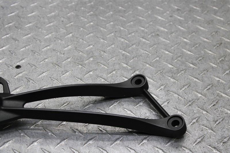 2012 KAWASAKI NINJA ZX6R ZX600R RIGHT REAR PASSENGER PEG 35063