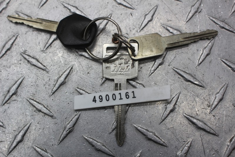 1997 SUZUKI BANDIT 1200 GSF1200S IGNITION LOCK KEY SET 37103-33861